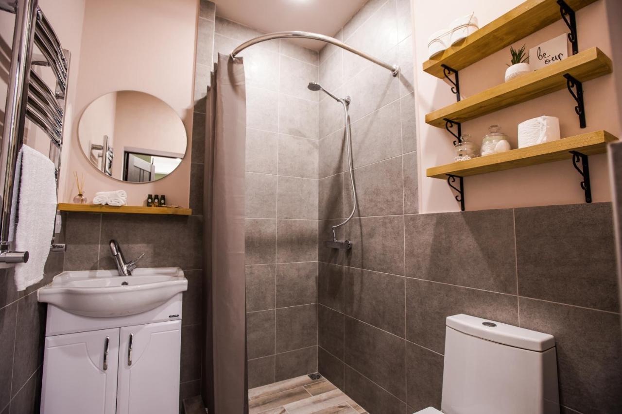 Hotelise I Bells-Of-Ireland Apartment Jerevan Eksteriør billede